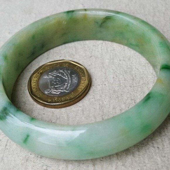 Certified Type A Jadeite Bangle 100% Natural Grade A Jade Green Yellow Dot 56mm - Picture 5 of 11